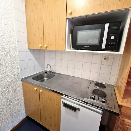 Apartment Le Thabor - Pour 4 Personnes 55 *
